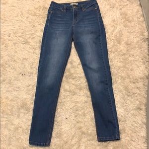 Fashionable Denim Girls Jeans